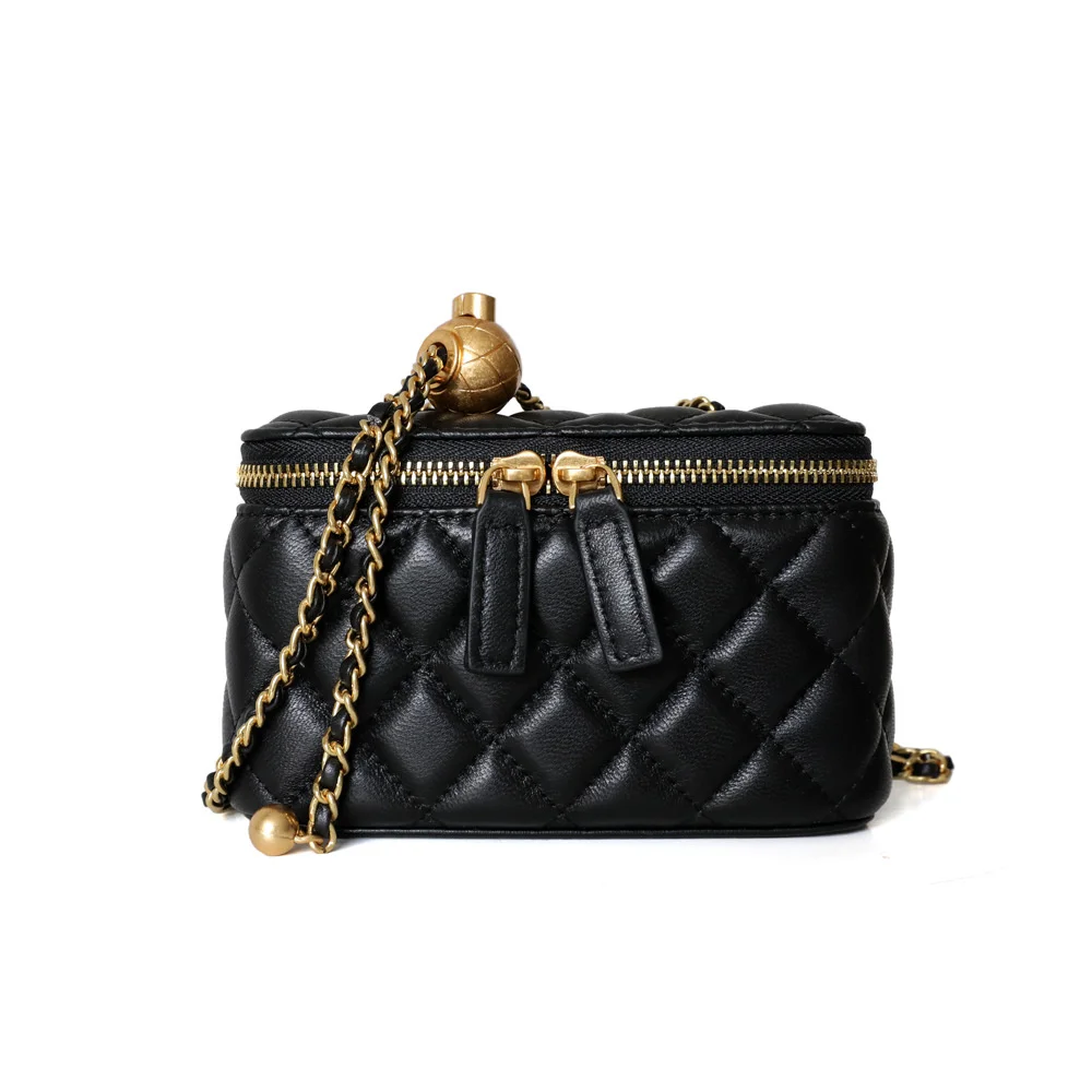 Women Genuine Leather Messenger Bag 2021 New Sheepskin Leather Mini Shoulder Bag Designer Chains Crossbody Bag for Ladies Clutch
Women Genuine Leather Messenger Bag 2021 New Sheepskin Leather Mini Shoulder Bag Designer Chains Crossbody Bag for Ladies Clutch