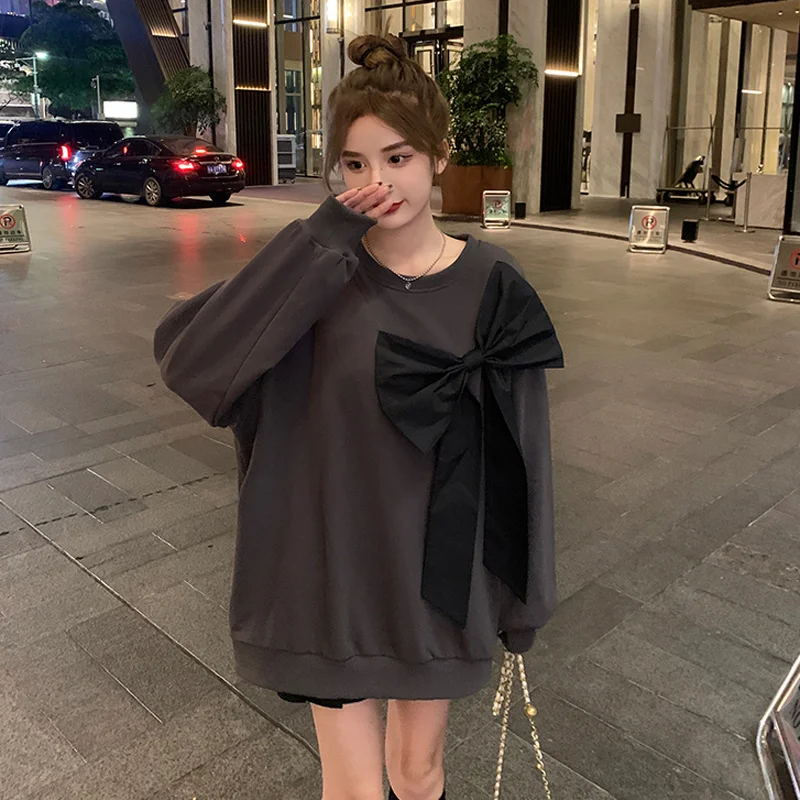Autumn Korean 2021 Hoodie New Loose Student Long Sleeve Round Neck Pullover Solid Color Bow Sweater Top Women's Fashion
Autumn Korean 2021 Hoodie New Loose Student Long Sleeve Round Neck Pullover Solid Color Bow Sweater Top Women's Fashion