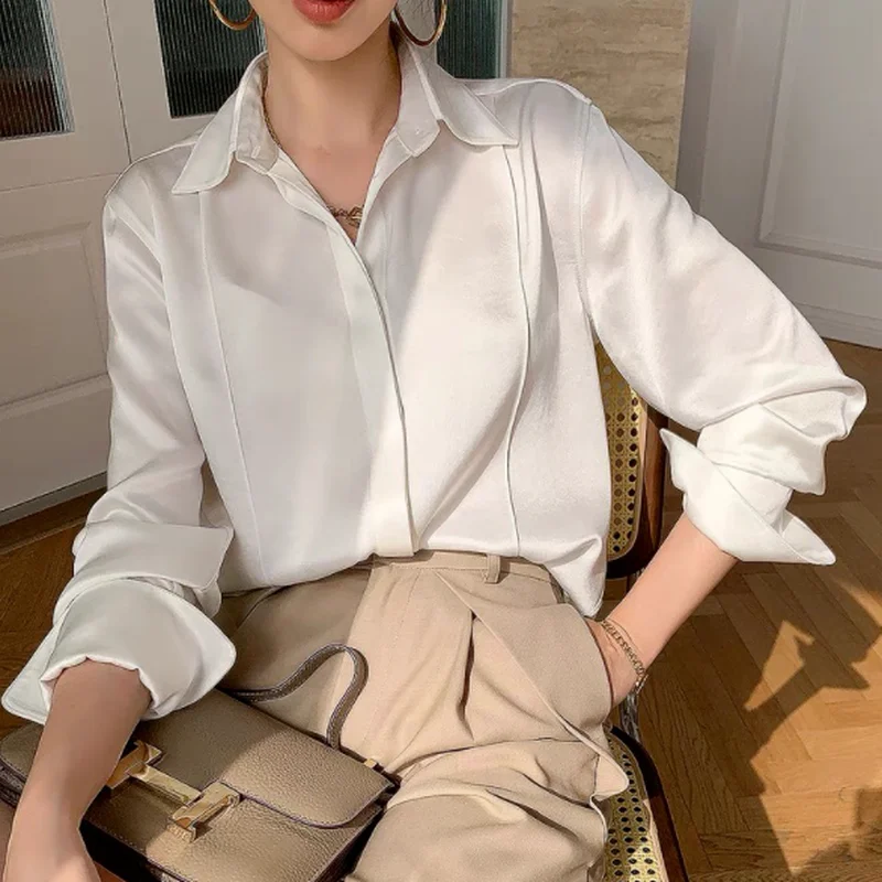 2022 Autumn Blouse Long Sleeve White Shirt Fashion Women Tops Design All-match Female OL Style Workwear Loose New 18152
2022 Autumn Blouse Long Sleeve White Shirt Fashion Women Tops Design All-match Female OL Style Workwear Loose New 18152