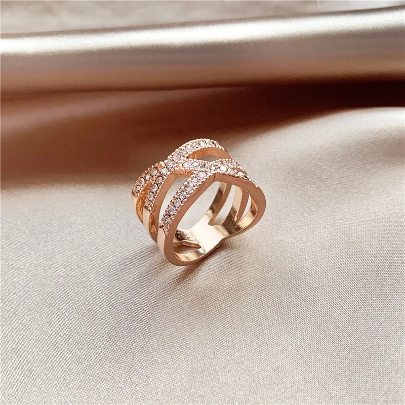 Fashion temperament elegant microscope ShanZuan personality girl ring ring ring female fashion joker jewelry accessories
Fashion temperament elegant microscope ShanZuan personality girl ring ring ring female fashion joker jewelry accessories