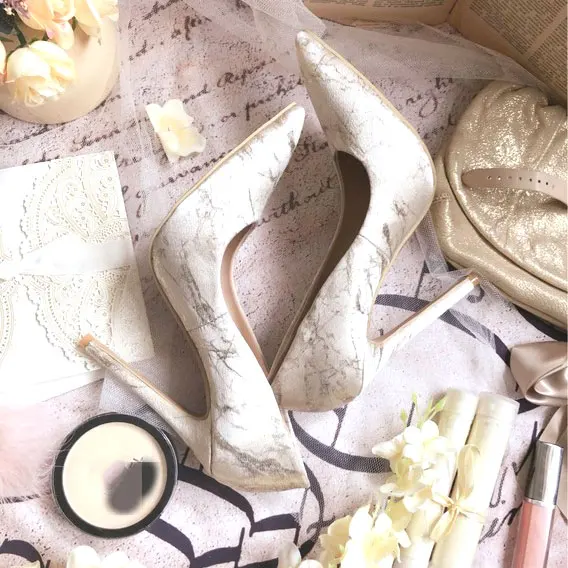 KemeKiss Super High Heel Women Pumps Candy Color Women Shoes Sweet Wedding Pointed Toe Party Female Buckle Footwear Size 33-43
KemeKiss Super High Heel Women Pumps Candy Color Women Shoes Sweet Wedding Pointed Toe Party Female Buckle Footwear Size 33-43