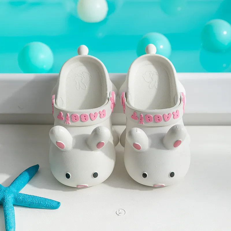 Children's Sandals and Slippers Cute 2021 Summer Indoor Cartoon Non-slip Rabbit Baotou Slippers Female Summer Shoes with Holes
Children's Sandals and Slippers Cute 2021 Summer Indoor Cartoon Non-slip Rabbit Baotou Slippers Female Summer Shoes with Holes