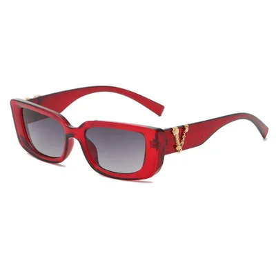 Fashion Small Box Sunglasses For Couple Retro Sunglasses Decoration Personalized Street Shooting Comfortable Cool Style 2021
Fashion Small Box Sunglasses For Couple Retro Sunglasses Decoration Personalized Street Shooting Comfortable Cool Style 2021