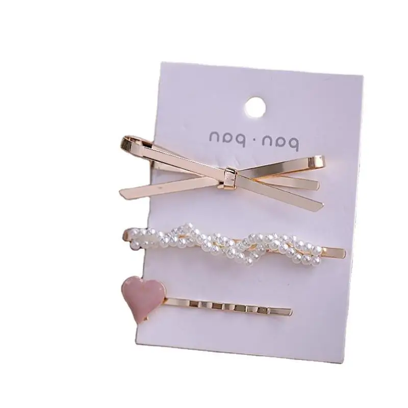 Pearl hairpin word clip ins simple girl hairpin headdress girl cute side clip seamless bangs clip
Pearl hairpin word clip ins simple girl hairpin headdress girl cute side clip seamless bangs clip