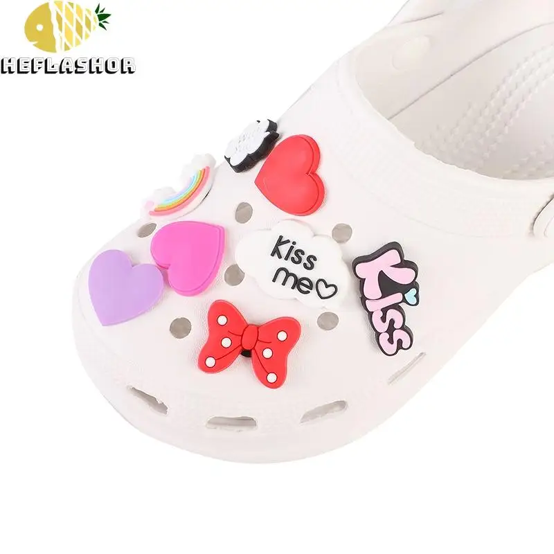 1pcs PVC Heart for Crocs Charms Jeans Accessories Slippers Sneakers Kawaii Decorations Shoes Wholesale for Crocs Jibz
1pcs PVC Heart for Crocs Charms Jeans Accessories Slippers Sneakers Kawaii Decorations Shoes Wholesale for Crocs Jibz
