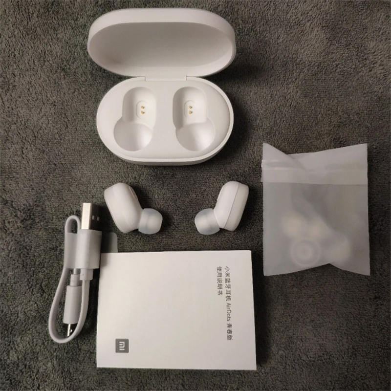 Original Xiaomi Mi True Wireless Airdots Bluetooth 5.0 Earphone Xiaomi Sport Noise-canceling Headphone With Microphone
Original Xiaomi Mi True Wireless Airdots Bluetooth 5.0 Earphone Xiaomi Sport Noise-canceling Headphone With Microphone