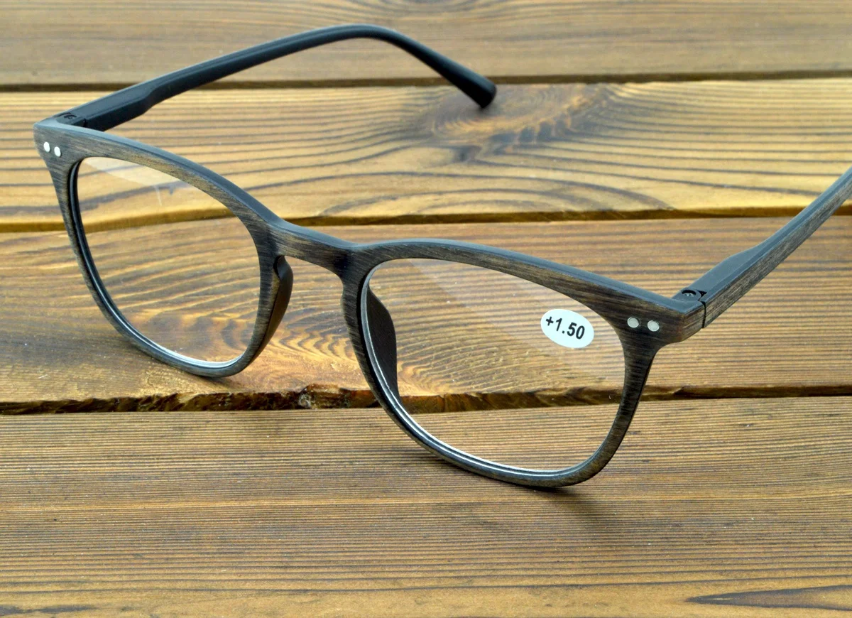 Retro Classical Wood Style Fashion Reading Glasses for Men for Women Myopia Available +0.75 to +4
Retro Classical Wood Style Fashion Reading Glasses for Men for Women Myopia Available +0.75 to +4
