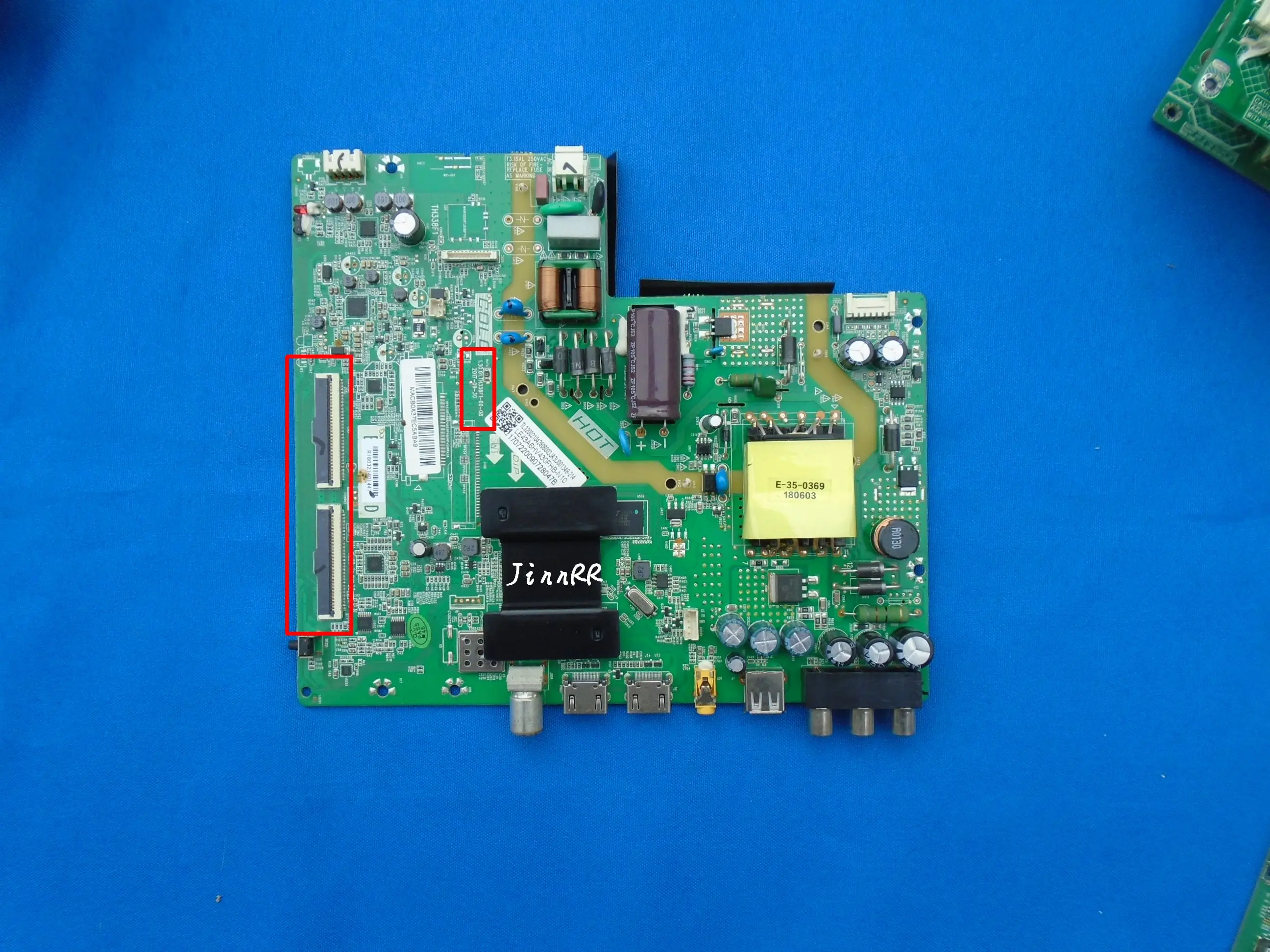 1.30.01.TH338F1-00-06 новый оригинальный для Haier 43A6 основной платы 1.30.01.TH338F1-00-06 экран BOEI430WU1
1.30.01.TH338F1-00-06 новый оригинальный для Haier 43A6 основной платы 1.30.01.TH338F1-00-06 экран BOEI430WU1
