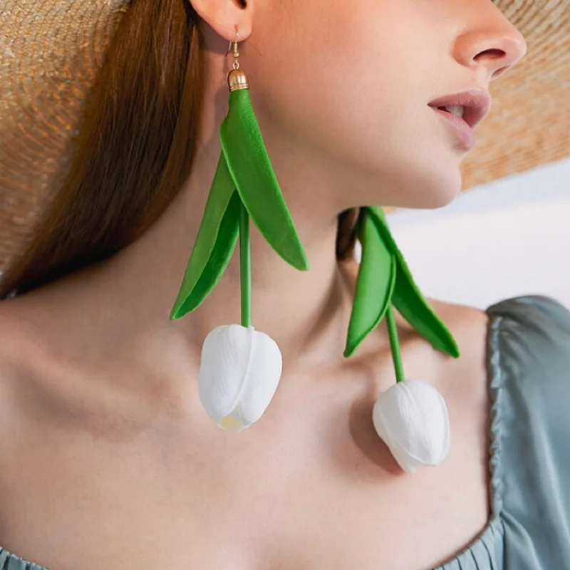 Fashion Charm Exaggeration Colorful Tulip Flower Long Earrings Pendant Niche Design Simulation Flower Personality Earrings 
Fashion Charm Exaggeration Colorful Tulip Flower Long Earrings Pendant Niche Design Simulation Flower Personality Earrings
