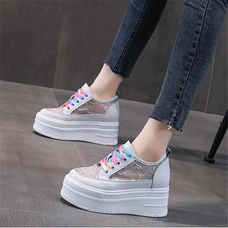 increase Bud silk net shoes women's summer new Korean version of net red breathable hollow thick bottom old trend shoes
increase Bud silk net shoes women's summer new Korean version of net red breathable hollow thick bottom old trend shoes