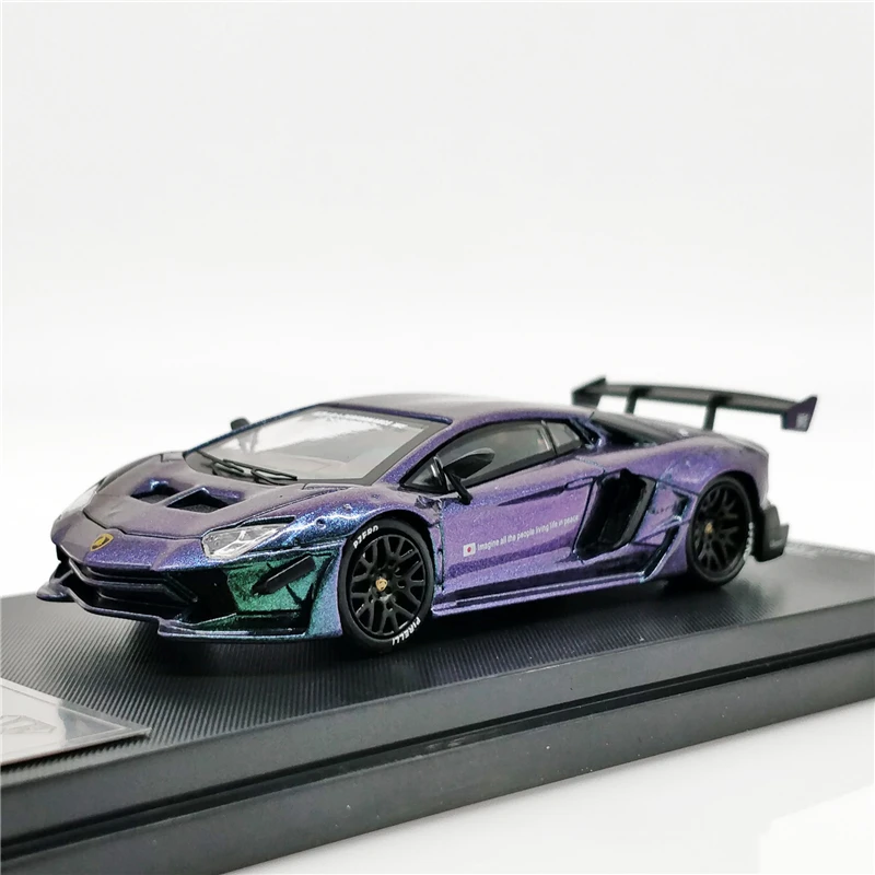 Time Model 1:64 LBWK LB Performance Lambo Aventador LP700-4 2.0 Chameleon Diecast Model Car
Time Model 1:64 LBWK LB Performance Lambo Aventador LP700-4 2.0 Chameleon Diecast Model Car