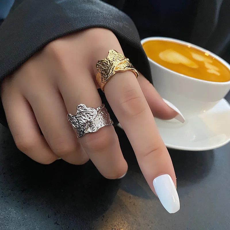 2022 New Hip Hop Gold Silver Color Handmade Wrinkle Rings For Women Vintage Irregular Open Finger Rings Adjustable Jewelry
2022 New Hip Hop Gold Silver Color Handmade Wrinkle Rings For Women Vintage Irregular Open Finger Rings Adjustable Jewelry