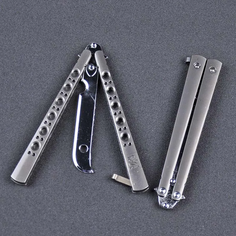 Butterfly Training Knife Practice Folding Knife Zinc Alloy Game Toy Bladeless Multifunctional Anime Props EDC Tool Knife
Butterfly Training Knife Practice Folding Knife Zinc Alloy Game Toy Bladeless Multifunctional Anime Props EDC Tool Knife