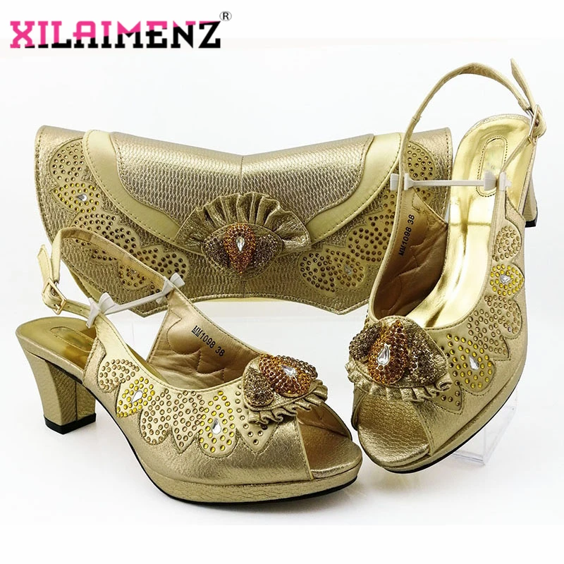 Special Design Italian Women Wedding Shoe and Bag to Match 2019 African Ladies Matching Shoes and Bag Set in Wine
Special Design Italian Women Wedding Shoe and Bag to Match 2019 African Ladies Matching Shoes and Bag Set in Wine