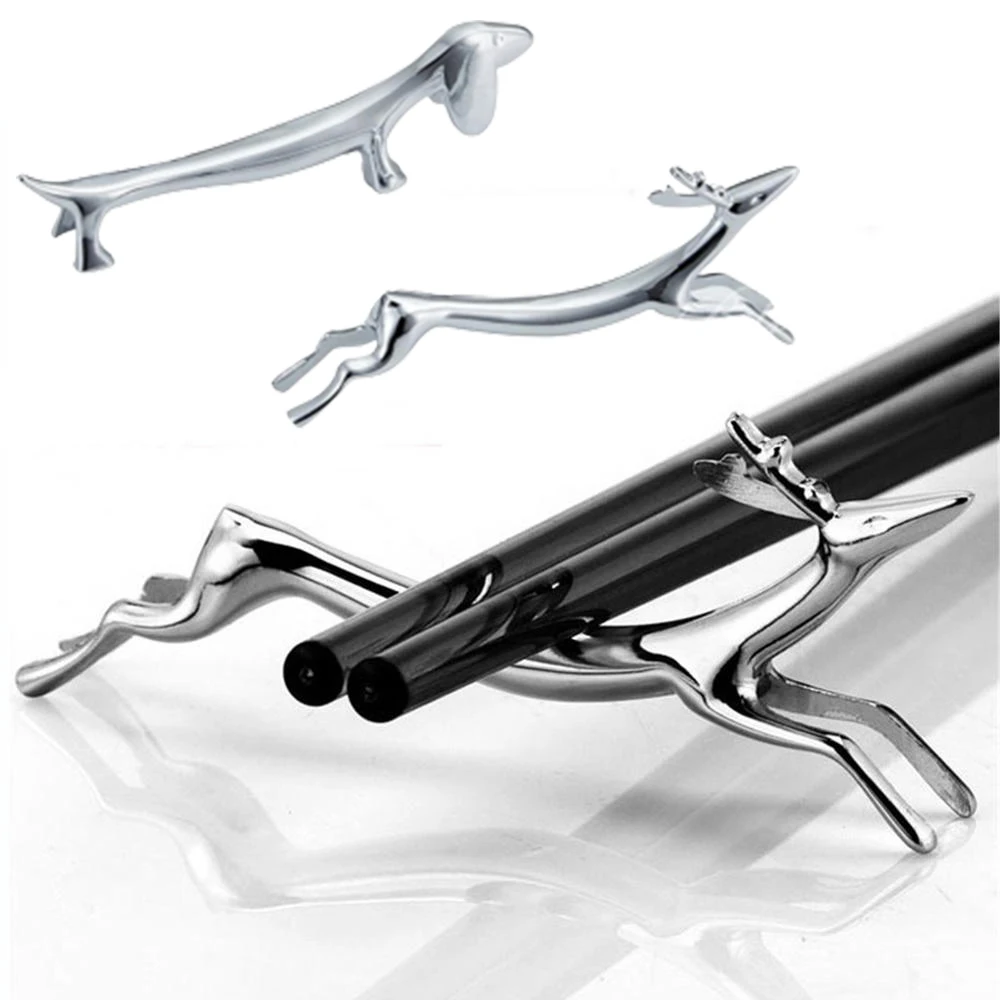 1pc Metal Chopstick Rest Puppy Deer Creative Japanese And Korean Tableware Chopstick Pillow Cutlery Shelf Home Decoration 2022
1pc Metal Chopstick Rest Puppy Deer Creative Japanese And Korean Tableware Chopstick Pillow Cutlery Shelf Home Decoration 2022