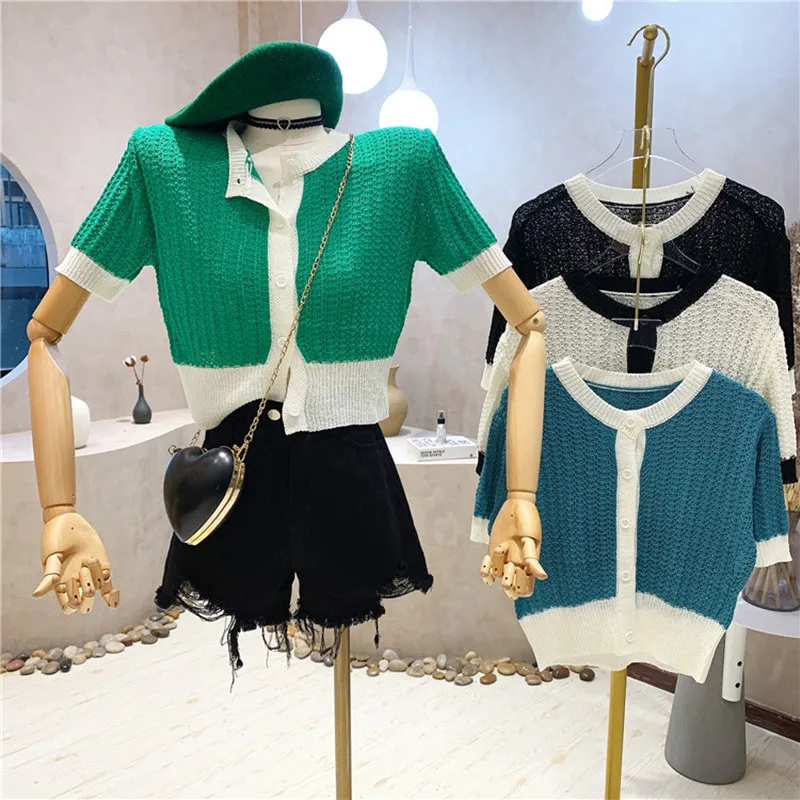 Niche Design New Women's Clothing 2021 Fashion Design Color Contrast Short Sleeve T-shirt Slim Fit Short Knitted Cardigan Top
Niche Design New Women's Clothing 2021 Fashion Design Color Contrast Short Sleeve T-shirt Slim Fit Short Knitted Cardigan Top
