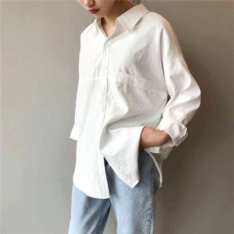 Minimalist Loose White Shirts for Women Turn-down Collar Solid Female Shirts Tops 2021 Spring Summer Blouses 
Minimalist Loose White Shirts for Women Turn-down Collar Solid Female Shirts Tops 2021 Spring Summer Blouses