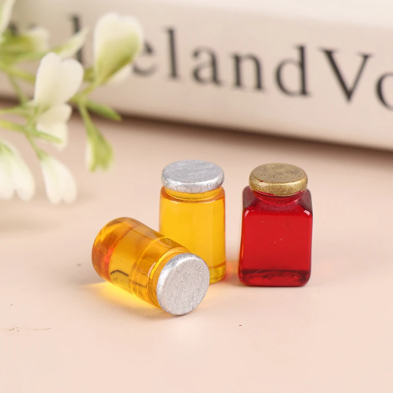 3 Bottles Fruit Jam Honey Pot 1/12 Dollhouse Miniature Food Groceries Shop Kitchen Toys for Child Kids Toys Birthday Gift
3 Bottles Fruit Jam Honey Pot 1/12 Dollhouse Miniature Food Groceries Shop Kitchen Toys for Child Kids Toys Birthday Gift