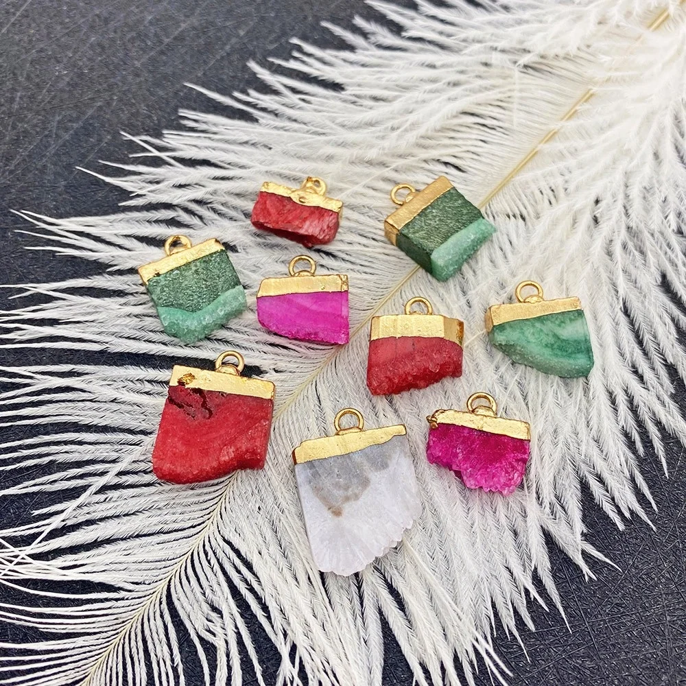 1pcs Crystal Pendant Stitching Color Green Irregular Shape Plating Charms DIY Jewelry Making Necklace Accessories Natural Stone
1pcs Crystal Pendant Stitching Color Green Irregular Shape Plating Charms DIY Jewelry Making Necklace Accessories Natural Stone