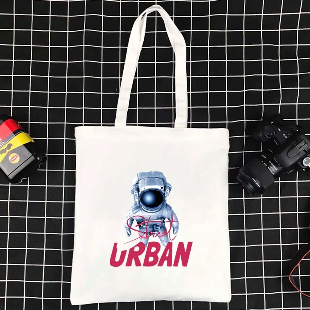 Supermarket Shopping Bags for Women Reusable Canvas Bag Eco-friendly Shopper Handbag Foldable Handbags Cute Astronaut Tote Bag
Supermarket Shopping Bags for Women Reusable Canvas Bag Eco-friendly Shopper Handbag Foldable Handbags Cute Astronaut Tote Bag