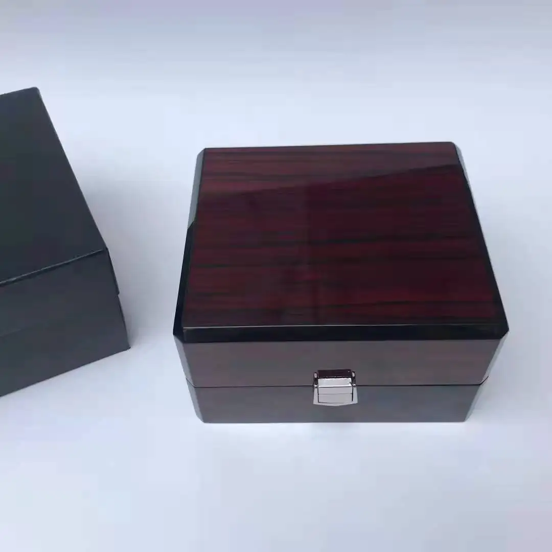 2021 new Storage Box LuminorMarina Luxury High-quality Black Watch Box Wooden Box for Watches box
2021 new Storage Box LuminorMarina Luxury High-quality Black Watch Box Wooden Box for Watches box