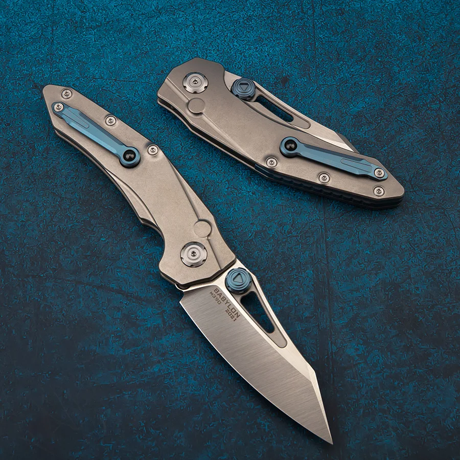 Maxace Babylon folding knife pocket knife M390 steel blade high hardness outdoor survival tool EDC Fruit Knives self-defense
Maxace Babylon folding knife pocket knife M390 steel blade high hardness outdoor survival tool EDC Fruit Knives self-defense