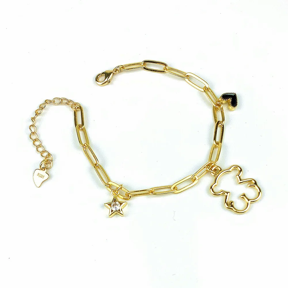 Women Fashion Bear Bracelet with Heart-shaped Pendant Simple and Generous Hollow Copper and Zircon Jewelry The Best Gift
Women Fashion Bear Bracelet with Heart-shaped Pendant Simple and Generous Hollow Copper and Zircon Jewelry The Best Gift