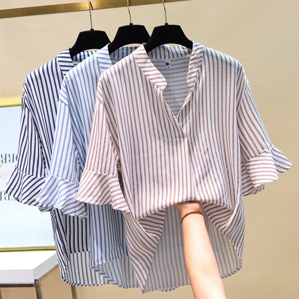 Plus Size Striped Blouse Women Oversized Shirts And Tops 2021 Fashion Summer Loose Blue Office Casual Blouse chemisier femme 4xl
Plus Size Striped Blouse Women Oversized Shirts And Tops 2021 Fashion Summer Loose Blue Office Casual Blouse chemisier femme 4xl