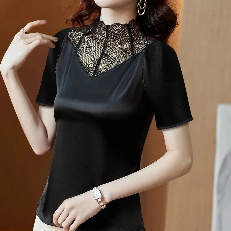 Открытая кружевная Лоскутная одежда из атласные блузки для женщин в винтажном стиле; Сезон лето-с высоким, плотно облегающим шею воротником...
Открытая кружевная Лоскутная одежда из атласные блузки для женщин в винтажном стиле; Сезон лето-с высоким, плотно облегающим шею воротником...