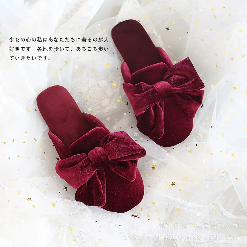 Bride Floor Wedding Slipper Immortal Gas Girl Non-slip Soft Bottom Four Seasons Velvet Anti-slip House Slippers Flat Shoes
Bride Floor Wedding Slipper Immortal Gas Girl Non-slip Soft Bottom Four Seasons Velvet Anti-slip House Slippers Flat Shoes