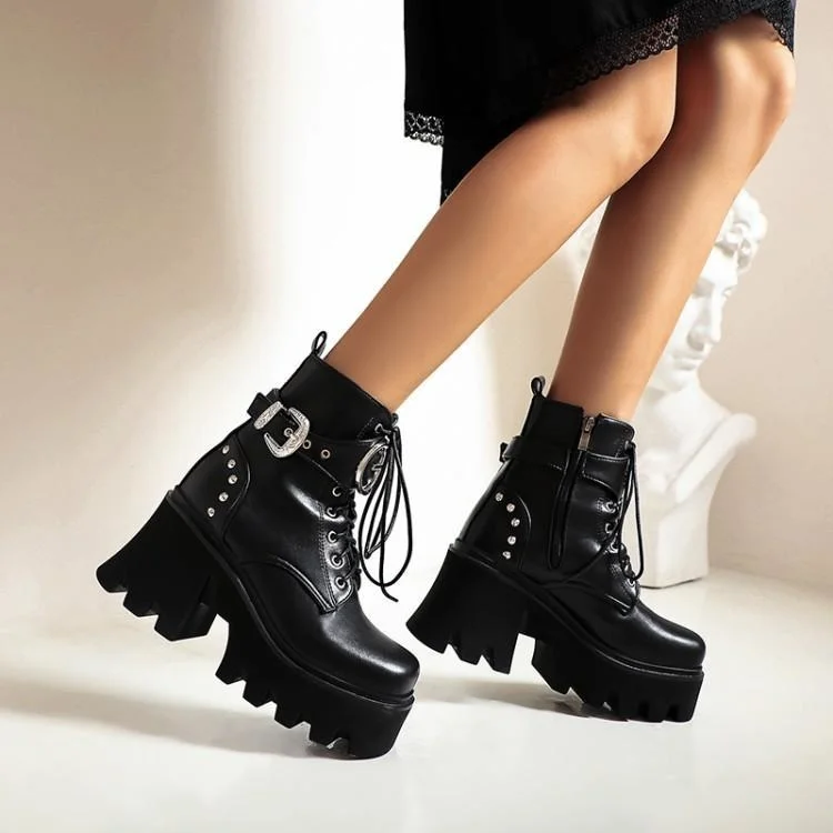 Thick bottomed Martin boots women's British style 2020 new versatile punk side zipper short boots handsome short boots women's
Thick bottomed Martin boots women's British style 2020 new versatile punk side zipper short boots handsome short boots women's