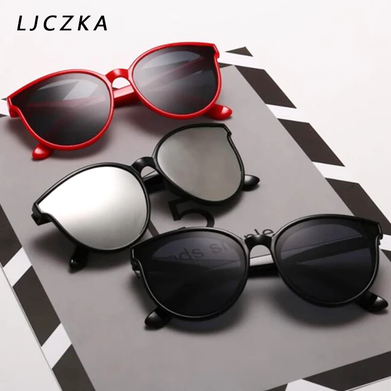 Fashion Unisx Kids Cat Eye Sunglasses Girls Boys Baby Children Lovely Round Sun Glasses Vintage Outdoor Glasses oculos UV400
Fashion Unisx Kids Cat Eye Sunglasses Girls Boys Baby Children Lovely Round Sun Glasses Vintage Outdoor Glasses oculos UV400
