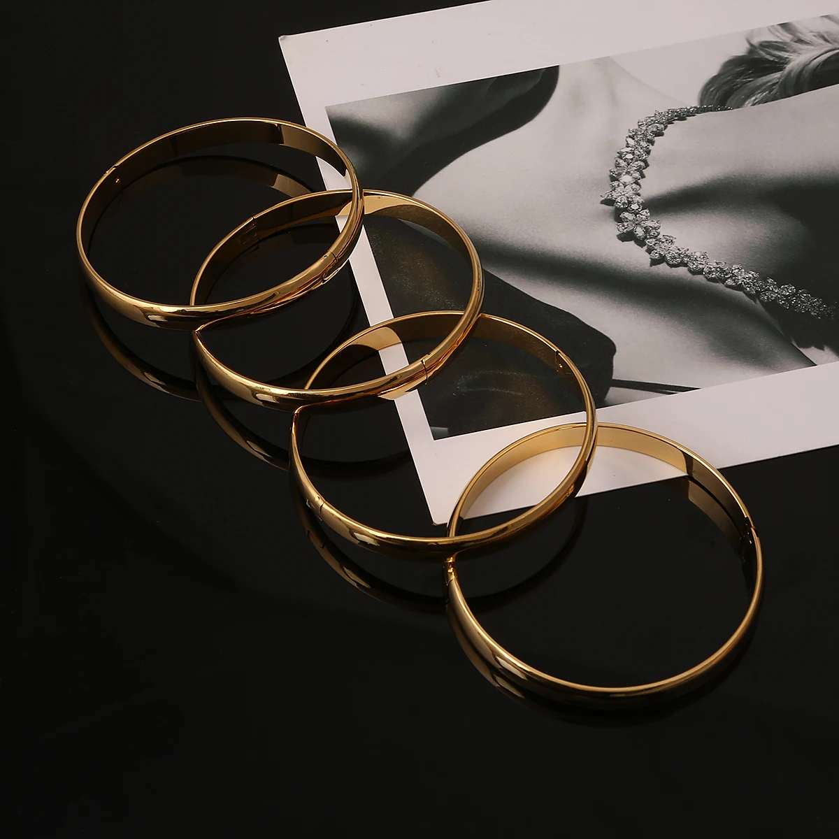 Ethiopian Dubai Gold Color Bangles For Ethiopian Glossy Plain Bangles Jewelry
Ethiopian Dubai Gold Color Bangles For Ethiopian Glossy Plain Bangles Jewelry