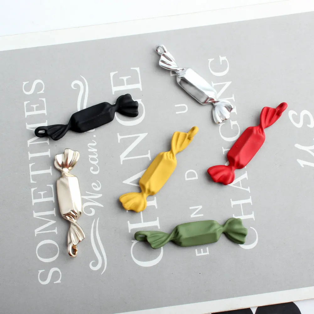 20pcs/lot Hot Sale Ornament Paint Spraying Rubber Paint Alloy Pendant Bracelets Parts Candy-Colored Candy Shape Charms 8*36mm
20pcs/lot Hot Sale Ornament Paint Spraying Rubber Paint Alloy Pendant Bracelets Parts Candy-Colored Candy Shape Charms 8*36mm