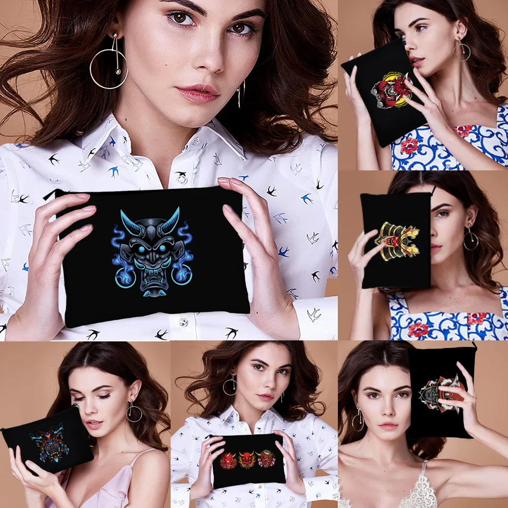 Cosmetic Bags Organizer Outdoor Make Up Cases Travel Bag Monster Pattern Women's Makeup Beauty Lipstick Case Pencil Coin Bagis
Cosmetic Bags Organizer Outdoor Make Up Cases Travel Bag Monster Pattern Women's Makeup Beauty Lipstick Case Pencil Coin Bagis