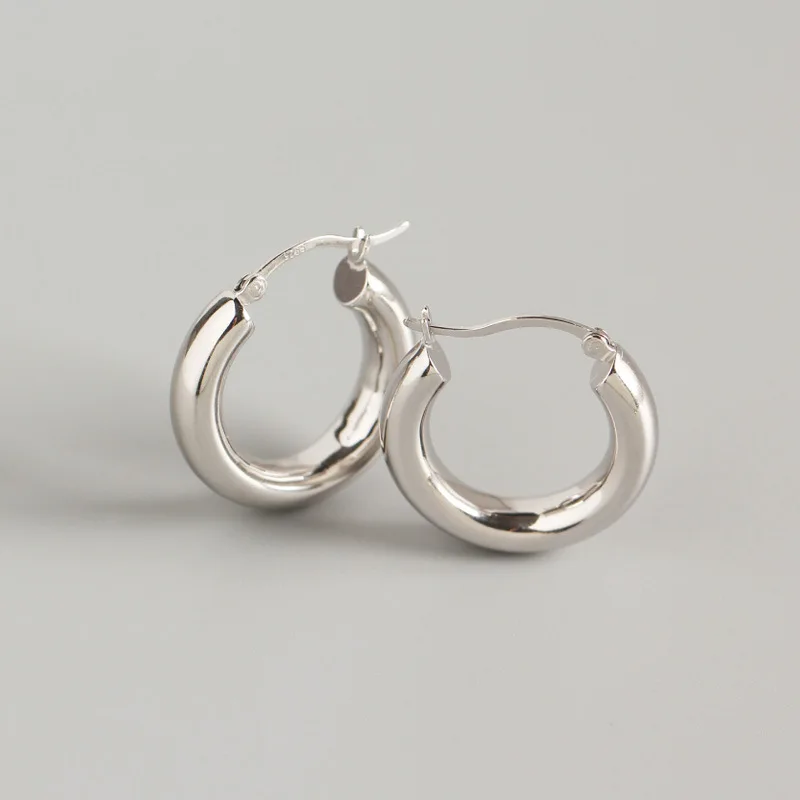 European and American style 100%925 sterling silver cold wind metal ring ear buckle for women's wedding party boutique jewelry
European and American style 100%925 sterling silver cold wind metal ring ear buckle for women's wedding party boutique jewelry