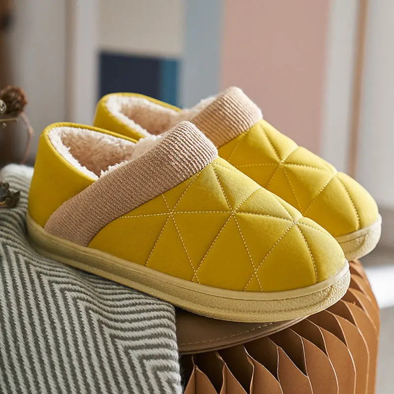 2021 Women Winter Shoes indoor cotton couple slippers warm home slipper boots Waterproof rainproof outdoor comfortable shoes 
2021 Women Winter Shoes indoor cotton couple slippers warm home slipper boots Waterproof rainproof outdoor comfortable shoes
