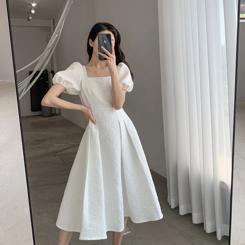 White Puff Sleeve Elegant Women Dress Korean Style Square Collar Vintage Midi A-line Beaded Dresses Female
White Puff Sleeve Elegant Women Dress Korean Style Square Collar Vintage Midi A-line Beaded Dresses Female