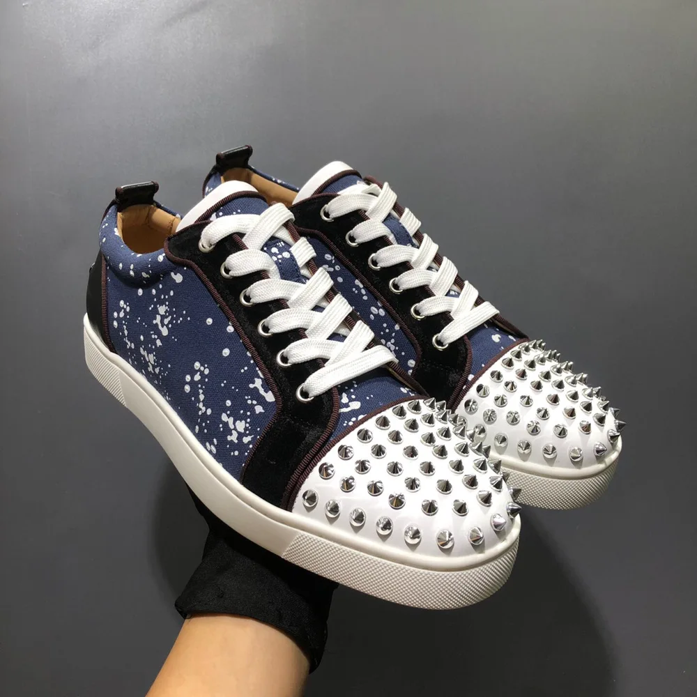 2021 Summer Fashion New Blue Denim Low Top Toe Cap Silver Rivets Men's Women's Casual Shoes Sports Shoes Red Bottom Shoes Couple
2021 Summer Fashion New Blue Denim Low Top Toe Cap Silver Rivets Men's Women's Casual Shoes Sports Shoes Red Bottom Shoes Couple