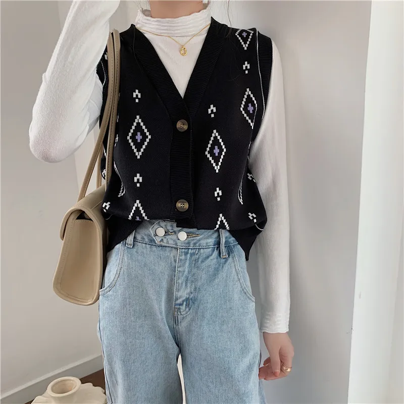 Женский трикотажный жилет с V-образным вырезом, однобортный, свободного покроя 
Женский трикотажный жилет с V-образным вырезом, однобортный, свободного покроя