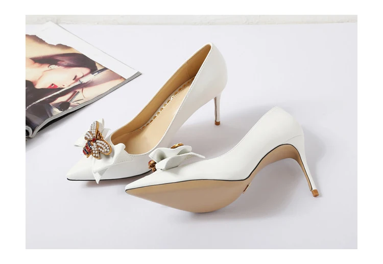 sexy lady fashion women shoes white leather crystal pointy toe stiletto stripper High heels pumps big size 44 12cm
sexy lady fashion women shoes white leather crystal pointy toe stiletto stripper High heels pumps big size 44 12cm
