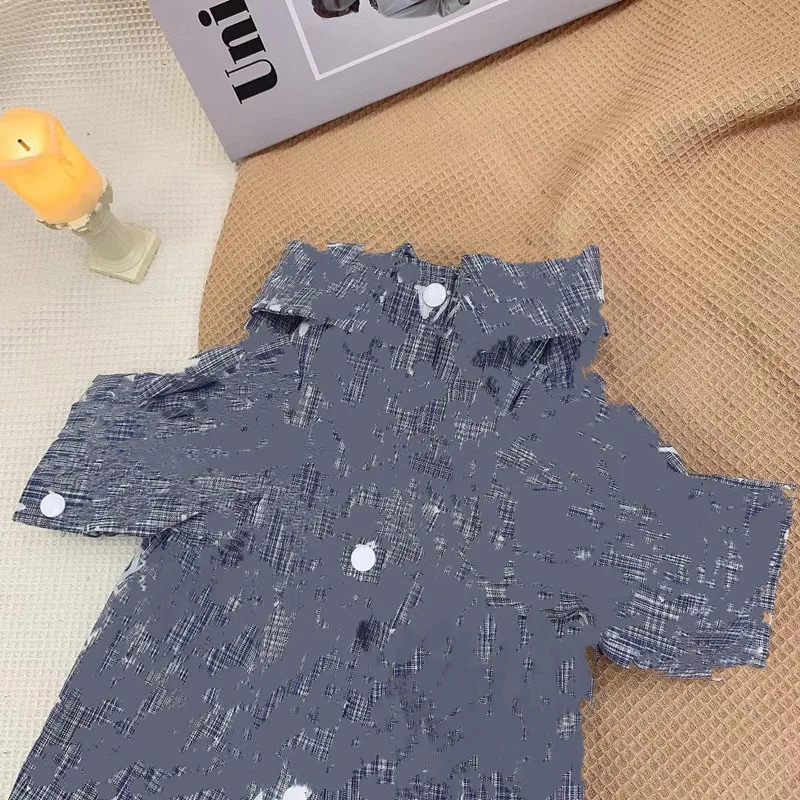 Dog Clothes Dogs Jacket Letters Printed Dog Cat T-shirt Casual Dog Clothing For Spring B1213
Dog Clothes Dogs Jacket Letters Printed Dog Cat T-shirt Casual Dog Clothing For Spring B1213