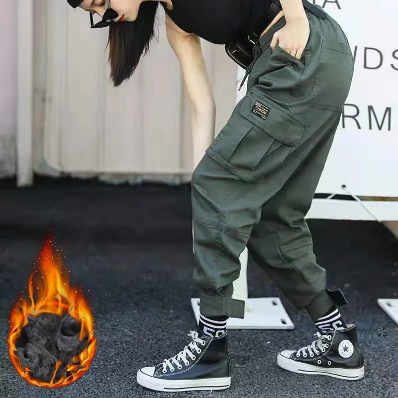 Women Cargo Pants Fashion Fleece Big Pockets Thicken Warm Sport Harem Pants Female Sexy Trousers High Waist Streetpants P9250
Women Cargo Pants Fashion Fleece Big Pockets Thicken Warm Sport Harem Pants Female Sexy Trousers High Waist Streetpants P9250