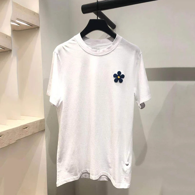 Patads French spring and summer men's and women's Daisy embroidery patch T-Shirt Top
Patads French spring and summer men's and women's Daisy embroidery patch T-Shirt Top