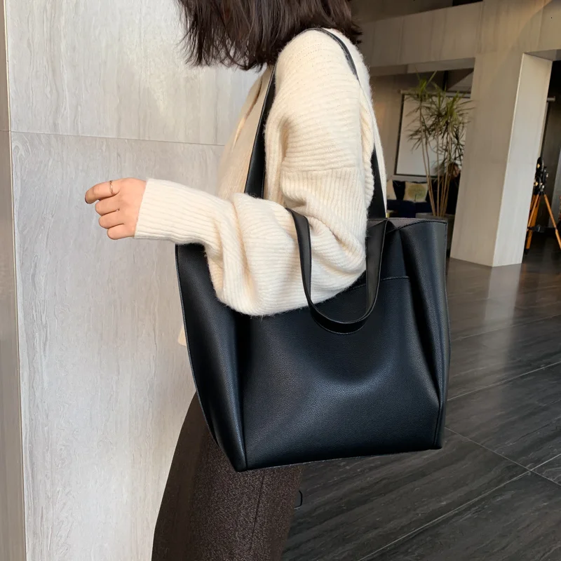 Hot sale large women's bag large capacity shoulder bags high quality PU leather shoulder bags ladies wild bags sac a main femme
Hot sale large women's bag large capacity shoulder bags high quality PU leather shoulder bags ladies wild bags sac a main femme