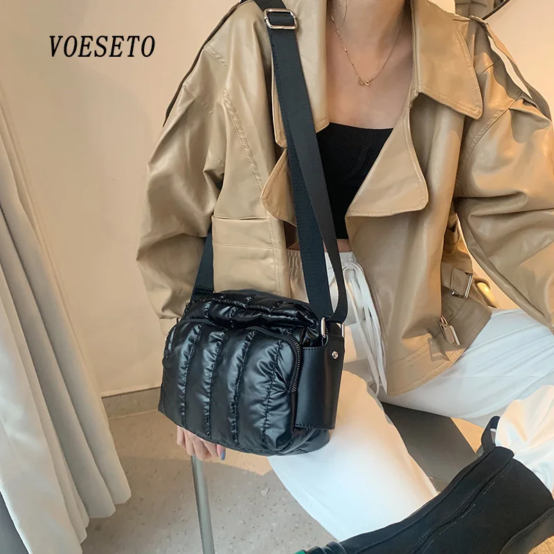 VOESETO Women's Black Messenger Fluffy Bag Down Waterproof Nylon Square Shoulder Wallets Small Cell Phone Sling Bags 2021 Winter
VOESETO Women's Black Messenger Fluffy Bag Down Waterproof Nylon Square Shoulder Wallets Small Cell Phone Sling Bags 2021 Winter