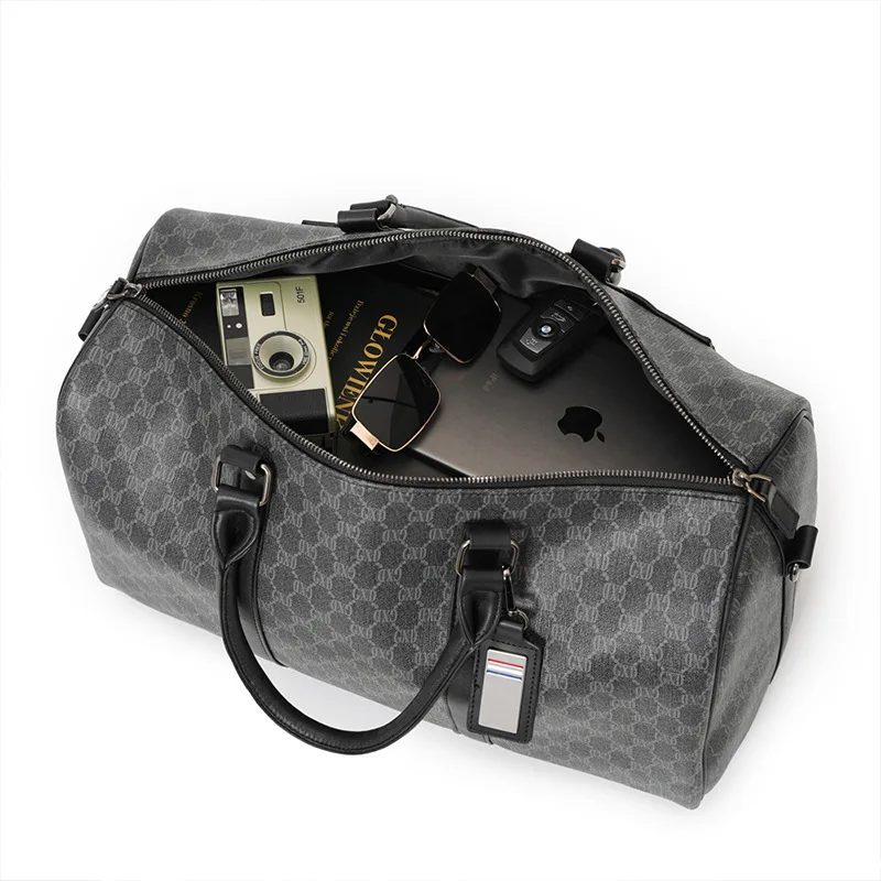 luxury designer Men's travel bag Women's Handbags Business office Shoulder bag Large capacity duffle bag Casual Laptop bag male
luxury designer Men's travel bag Women's Handbags Business office Shoulder bag Large capacity duffle bag Casual Laptop bag male