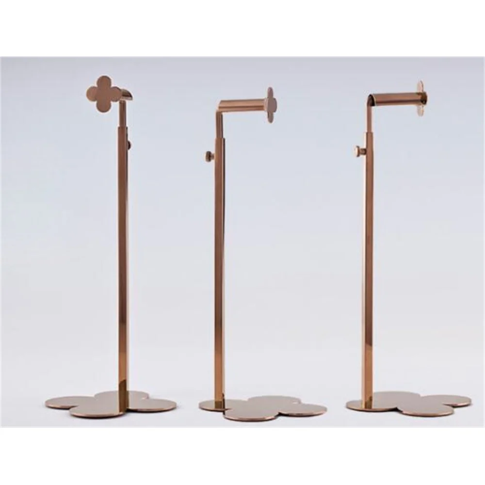 New Metal Bag Hook Stand Handbag Display Holder Rack Stand Rose Gold Bracket Hanging Wig Cap Hat Holder Cabinet Storage Rack
New Metal Bag Hook Stand Handbag Display Holder Rack Stand Rose Gold Bracket Hanging Wig Cap Hat Holder Cabinet Storage Rack