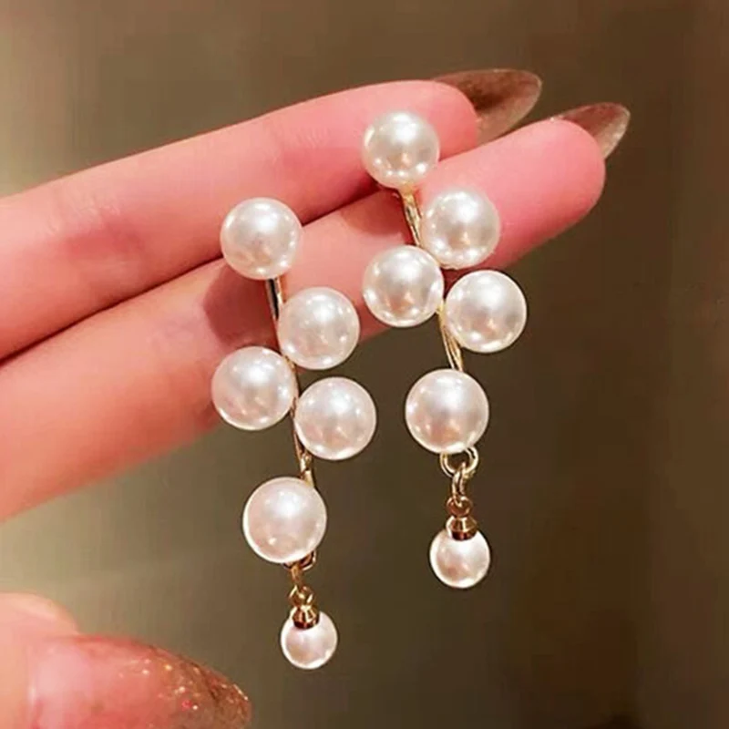 Fashion Simulated Pearl Earrings for Women Femme Elegant Temperament Rhinestone Long Earring Girls Wedding Party Jewelry Gifts
Fashion Simulated Pearl Earrings for Women Femme Elegant Temperament Rhinestone Long Earring Girls Wedding Party Jewelry Gifts