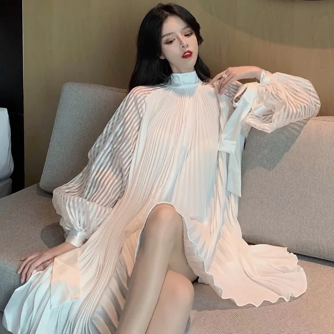 Loose Chiffon White Pleated Dress for Women 2021 Spring Plus Size Puff Long Sleeve Fairy Vacation Party Mid-Length Dress Summer 
Loose Chiffon White Pleated Dress for Women 2021 Spring Plus Size Puff Long Sleeve Fairy Vacation Party Mid-Length Dress Summer
